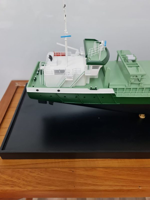 Saffier Model Cargo Ship - PSM0040