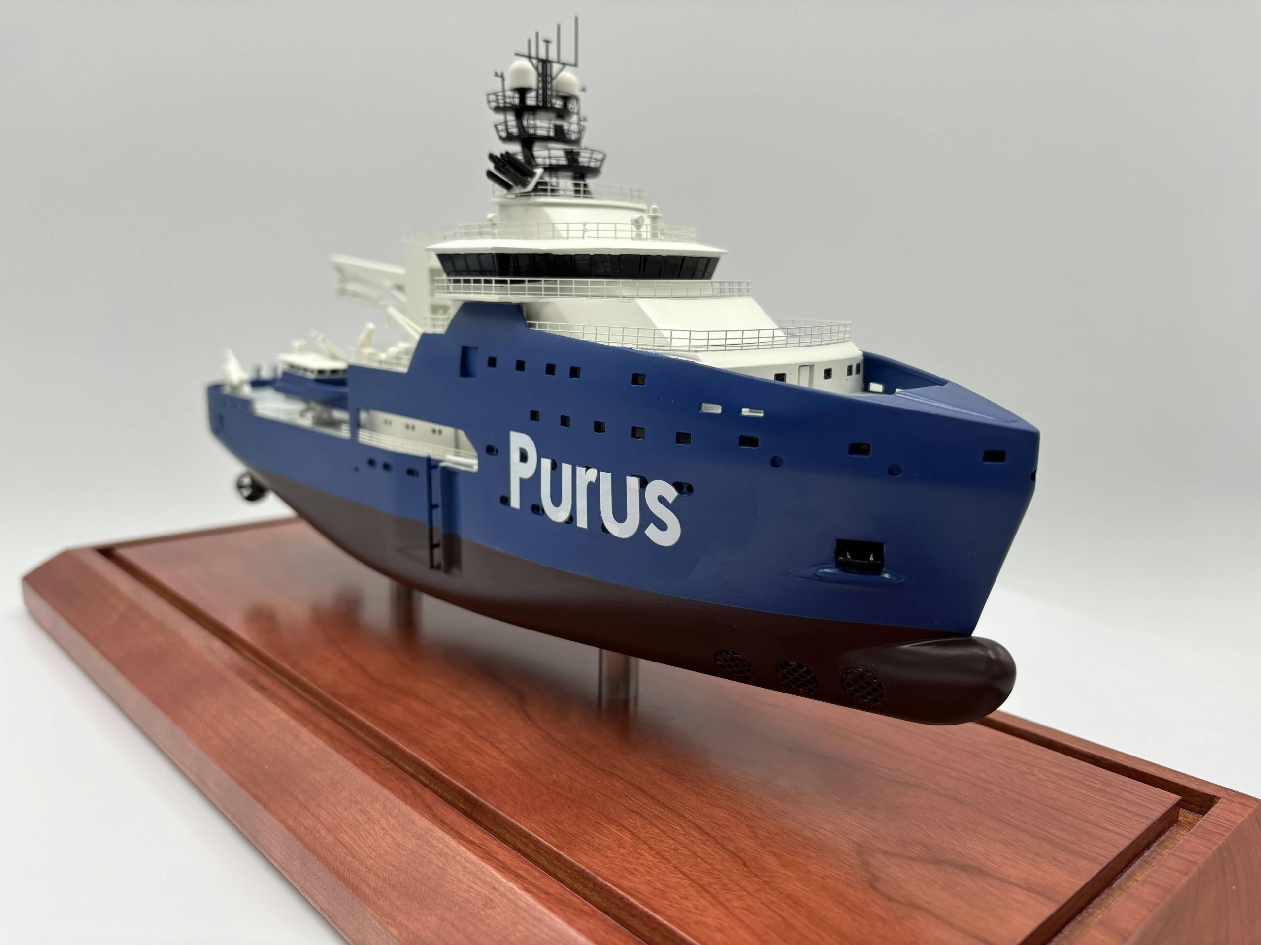 Purus Horizon Model Boat – BM (BM007)