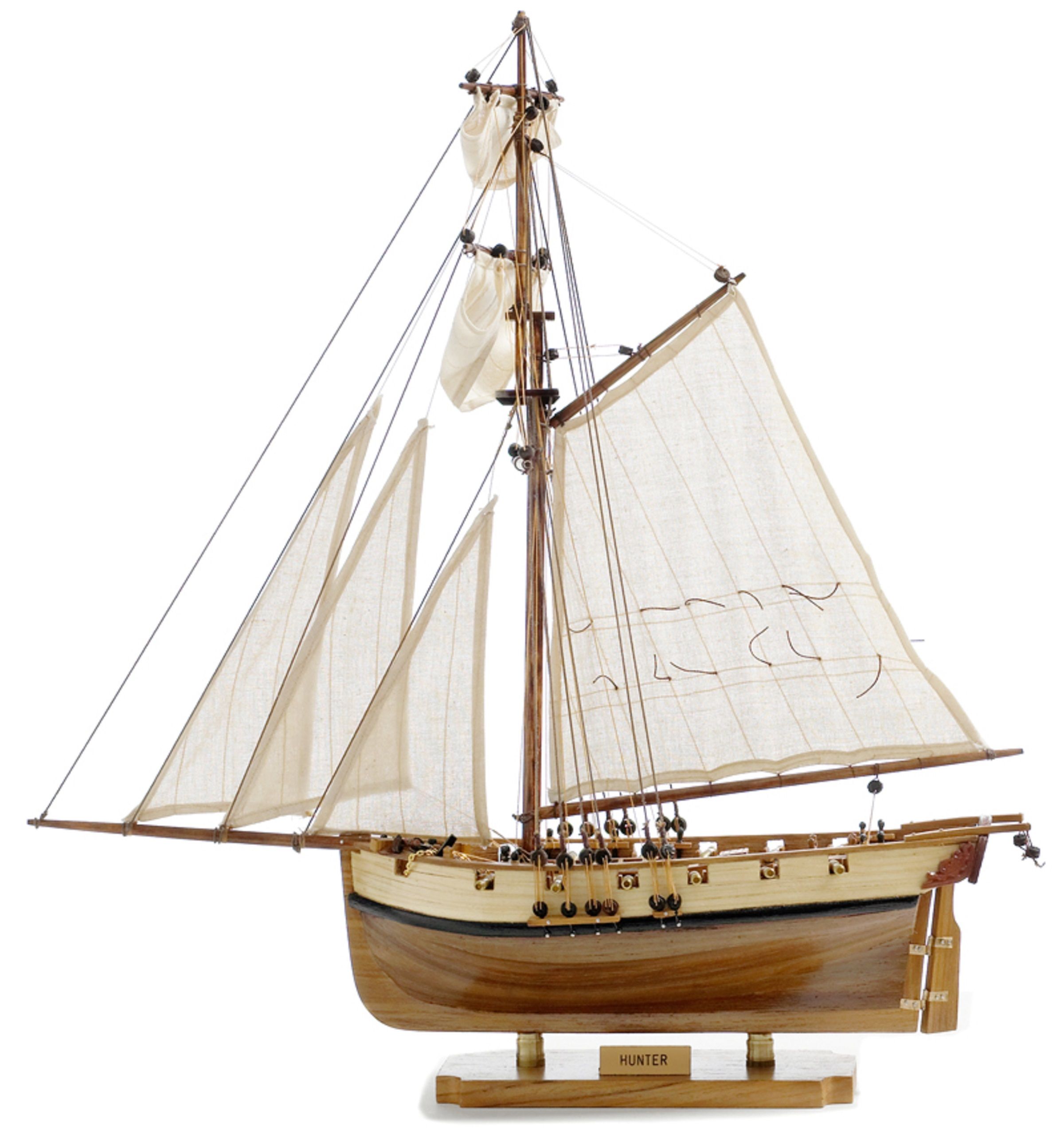 HMS Hunter Model Boat (Superior Range) - PSM