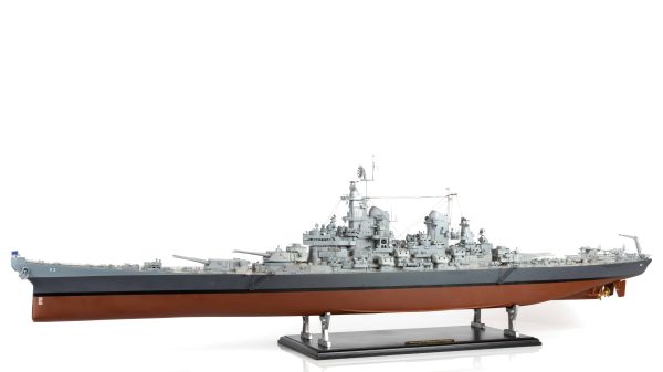 USS Missouri BB-63 Model Ship - Occre (16002)