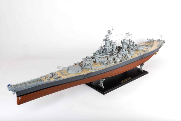 USS Missouri BB-63 Model Ship - Occre (16002)