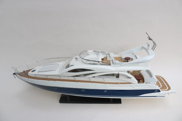 SUNSEEKER 64 Model Yacht - GN (SB0039P) OTW