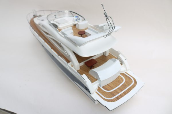 SUNSEEKER 64 Model Yacht - GN (SB0039P) OTW