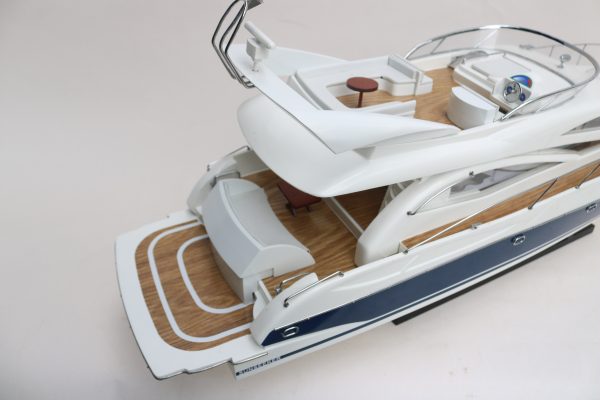 SUNSEEKER 64 Model Yacht - GN (SB0039P) OTW