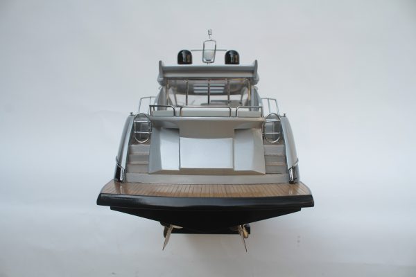 SUNSEEKER PREADTOR 64 Model Ship - GN (CM0083P-90) OTW