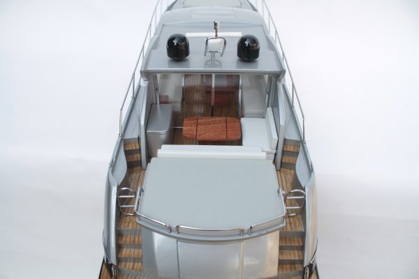 SUNSEEKER PREADTOR 64 Model Ship - GN (CM0083P-90) OTW