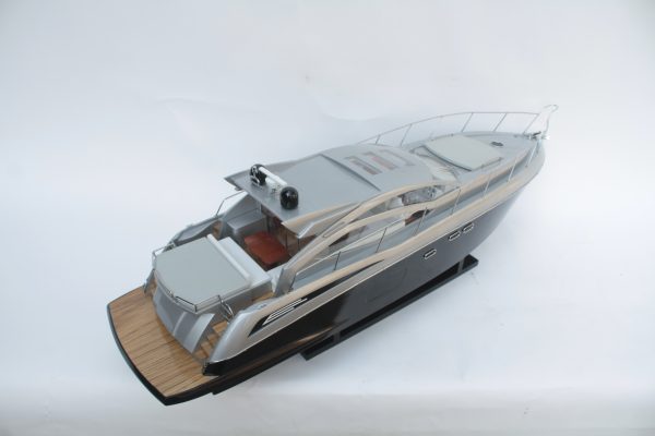 SUNSEEKER PREADTOR 64 Model Ship - GN (CM0083P-90) OTW