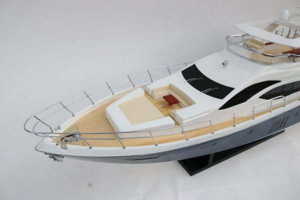 Azimut 82 Model Motor Yacht - GN (SB2804P) OTW