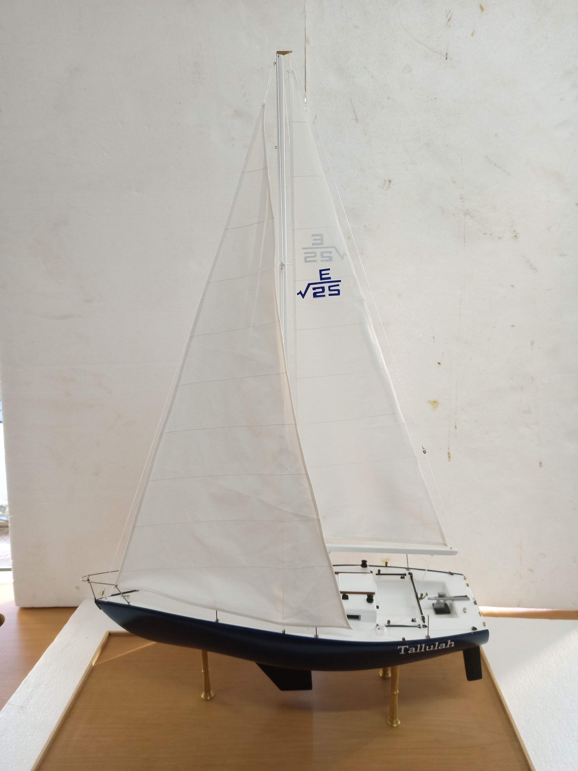 Evelyn 25 Model Ship - PSM9285