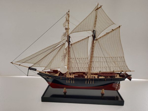 The Eamont Model Boat - (Superior Range)