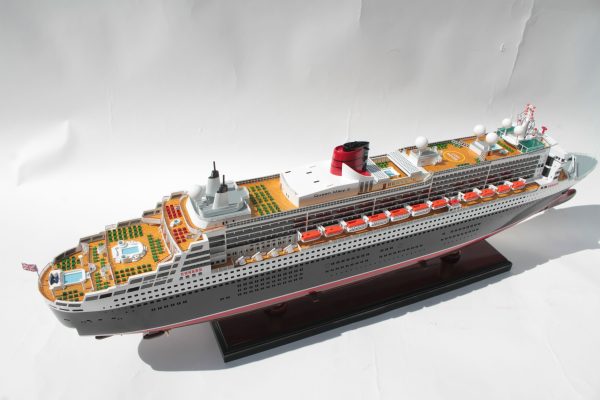 Queen Mary 2 Special Edition – GN OTW