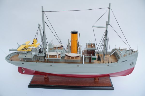 Aurora Tintin Model Ship - GN