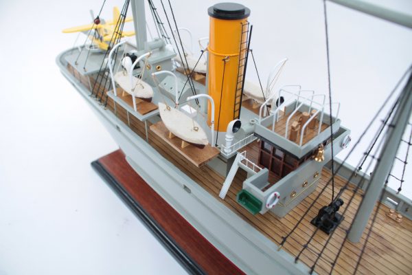 Aurora Tintin Model Ship - GN