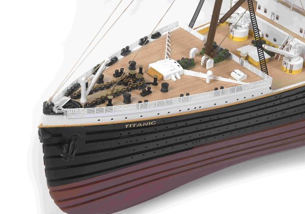 Titanic Model Ship Kit – Occre (14009)