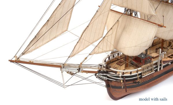 Essex Model Ship Kit (with Sails) - Occre (12006)