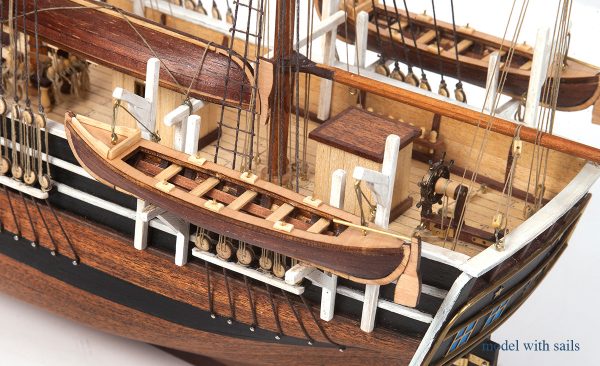 Essex Model Ship Kit (with Sails) - Occre (12006)